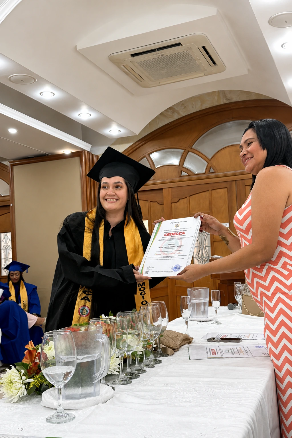 Entrega de diploma CEDELCA